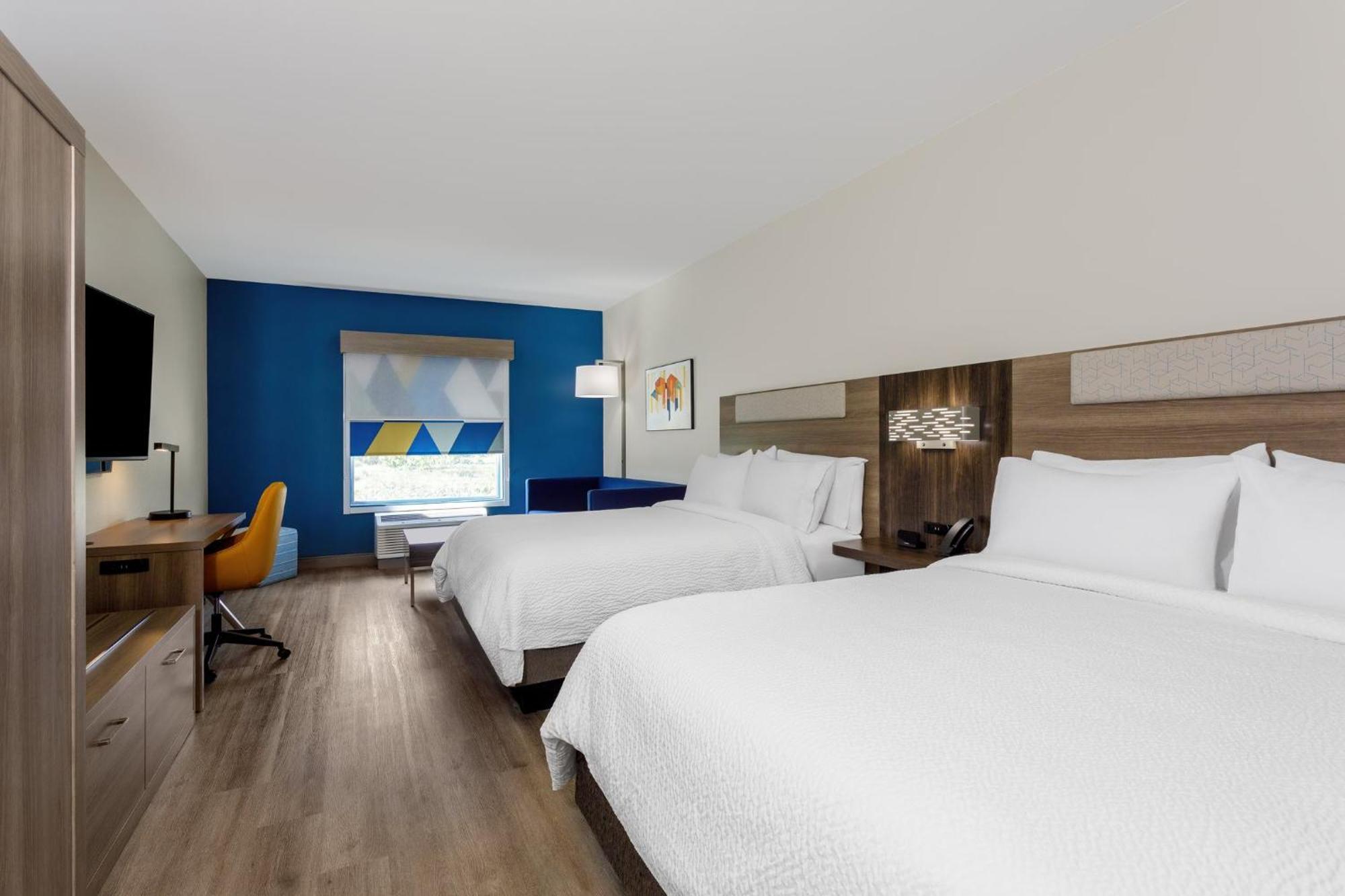 Hotel Express & By Ihg